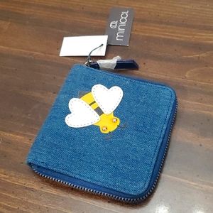 NWT Handheld Bee Wallet